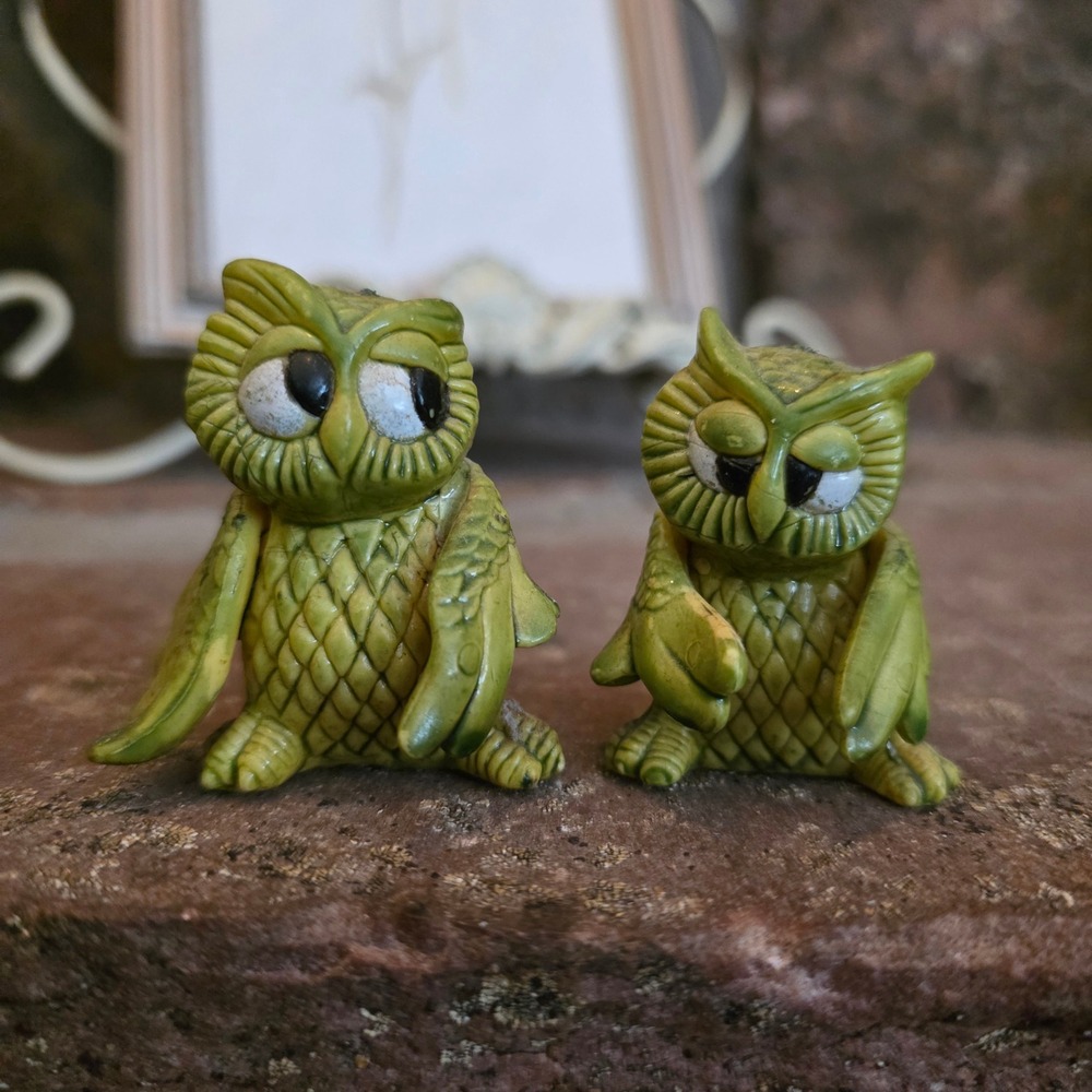 Vintage Green Owl Figurines Pair Whimsical Resin Bird Retro Anthropomorphic